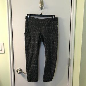 Lucy athletic capris with side pockets